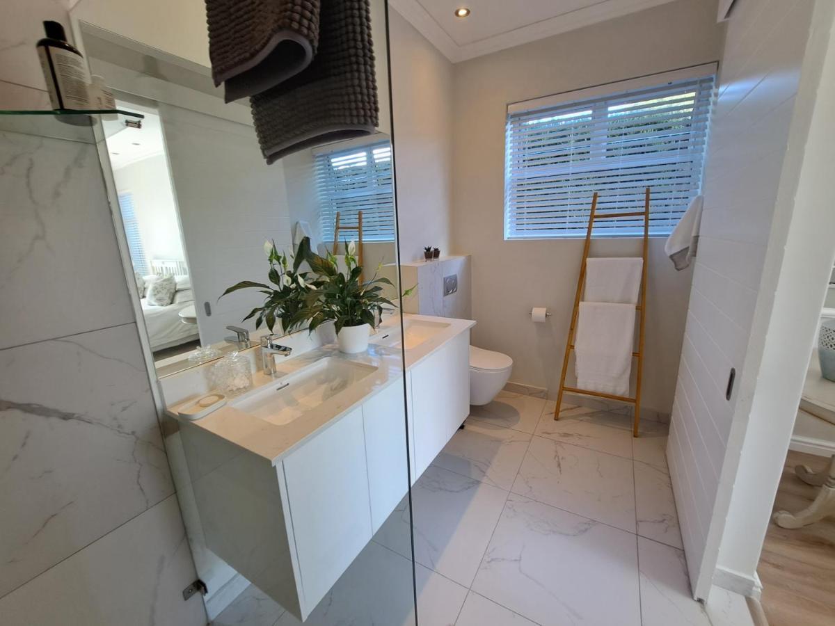 Knysna Private Estate Lagoon - Garden Apartments- Secure Estate Esterno foto