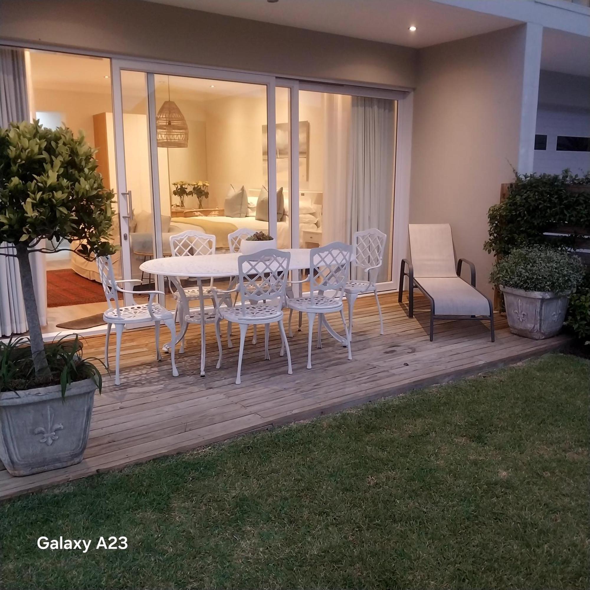 Knysna Private Estate Lagoon - Garden Apartments- Secure Estate Esterno foto
